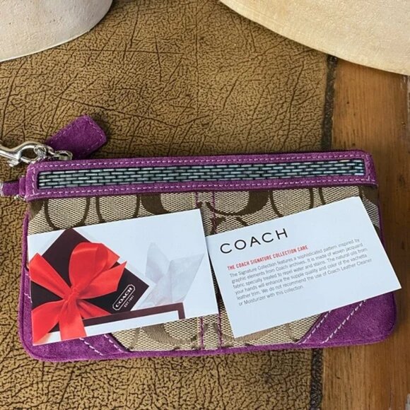 Coach Beaded Purple Suede Signature C Jacquard Wristlet Clutch - Picture 4 of 9